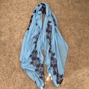 Blue, flower-detailed Scarf